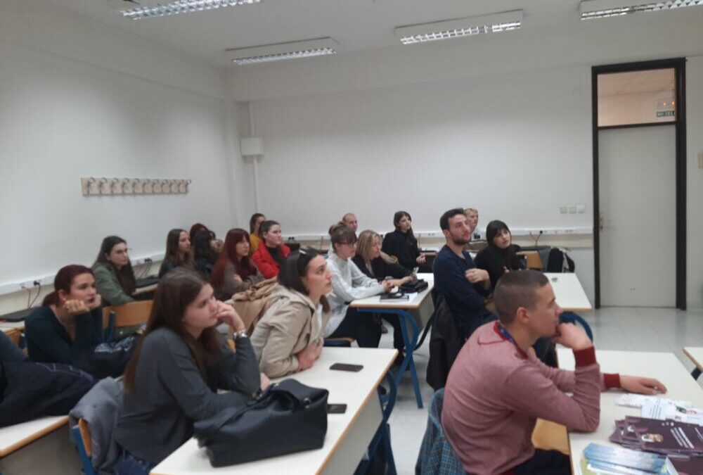 Stručni suradnici Udruge Dyxy održali su predavanje za studente