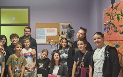 Božićna čarolija: Kreativne likovne radionice